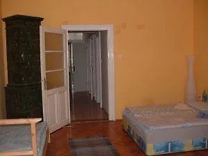1st Hotell