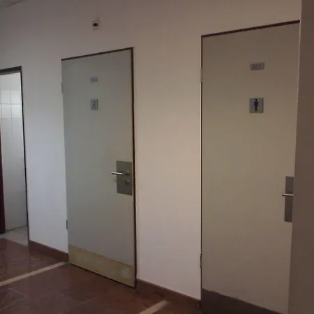 1st Βουδαπέστη