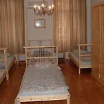 1st 2* بودابست