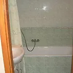 1st 2* بودابست
